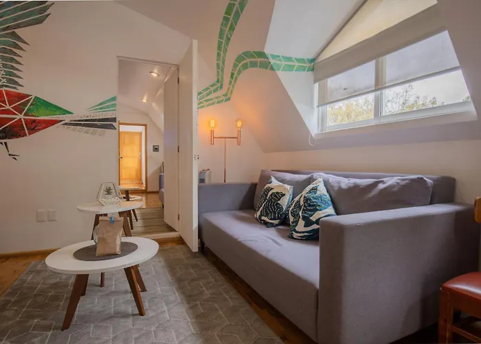 The Gallery Apartment *